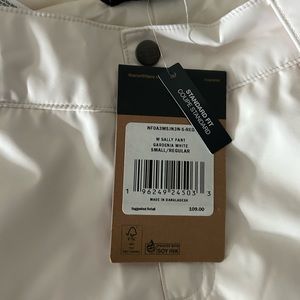 The North Face snow pants size small BNWT.